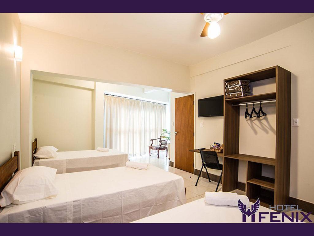 Hotel Fenix Асис Стая снимка