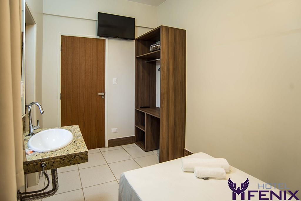 Hotel Fenix Асис Екстериор снимка